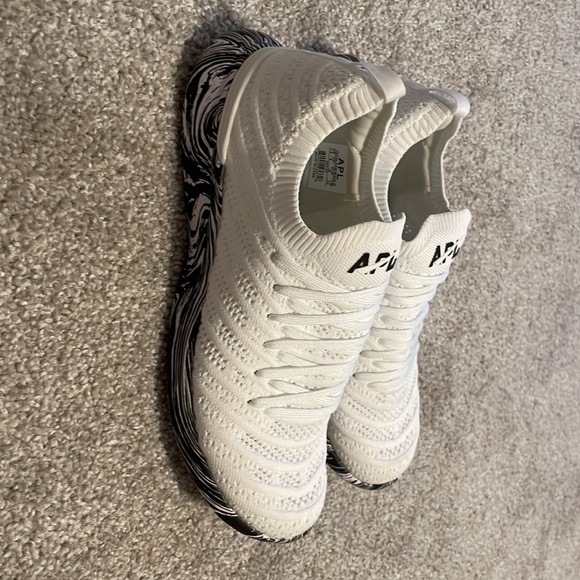 APL TechLoom Wave Core Collection white/black/marble size 7.5 - Picture 5 of 9